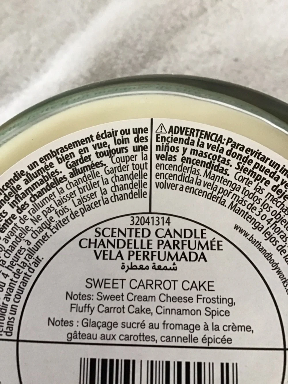 Bath & Body Works 3 wick candle Sweet Carrot Cake - Picture 3 of 3